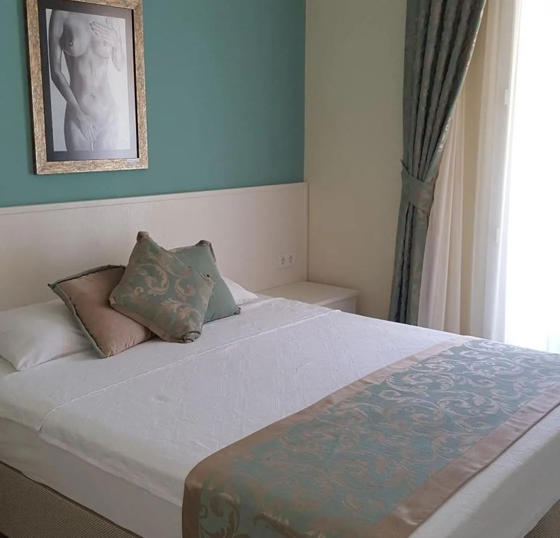 Artemis Hotel Αλικαρνασσός 2*,